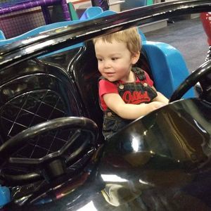 Meet your Posher, Monique